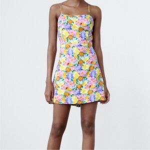 Zara Multicolor Floral Casual Dress size M